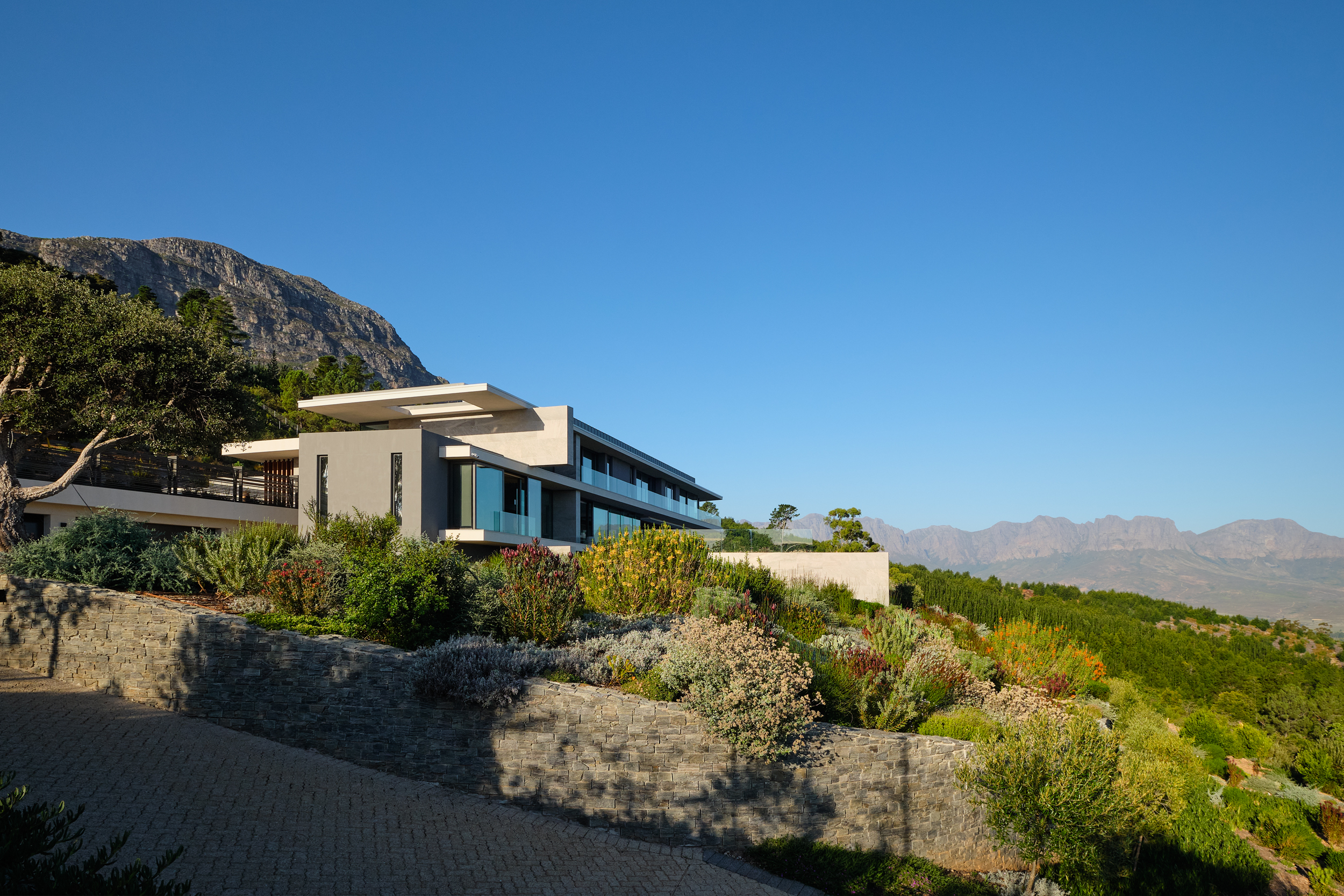 House Silverboomkloof — Landscape