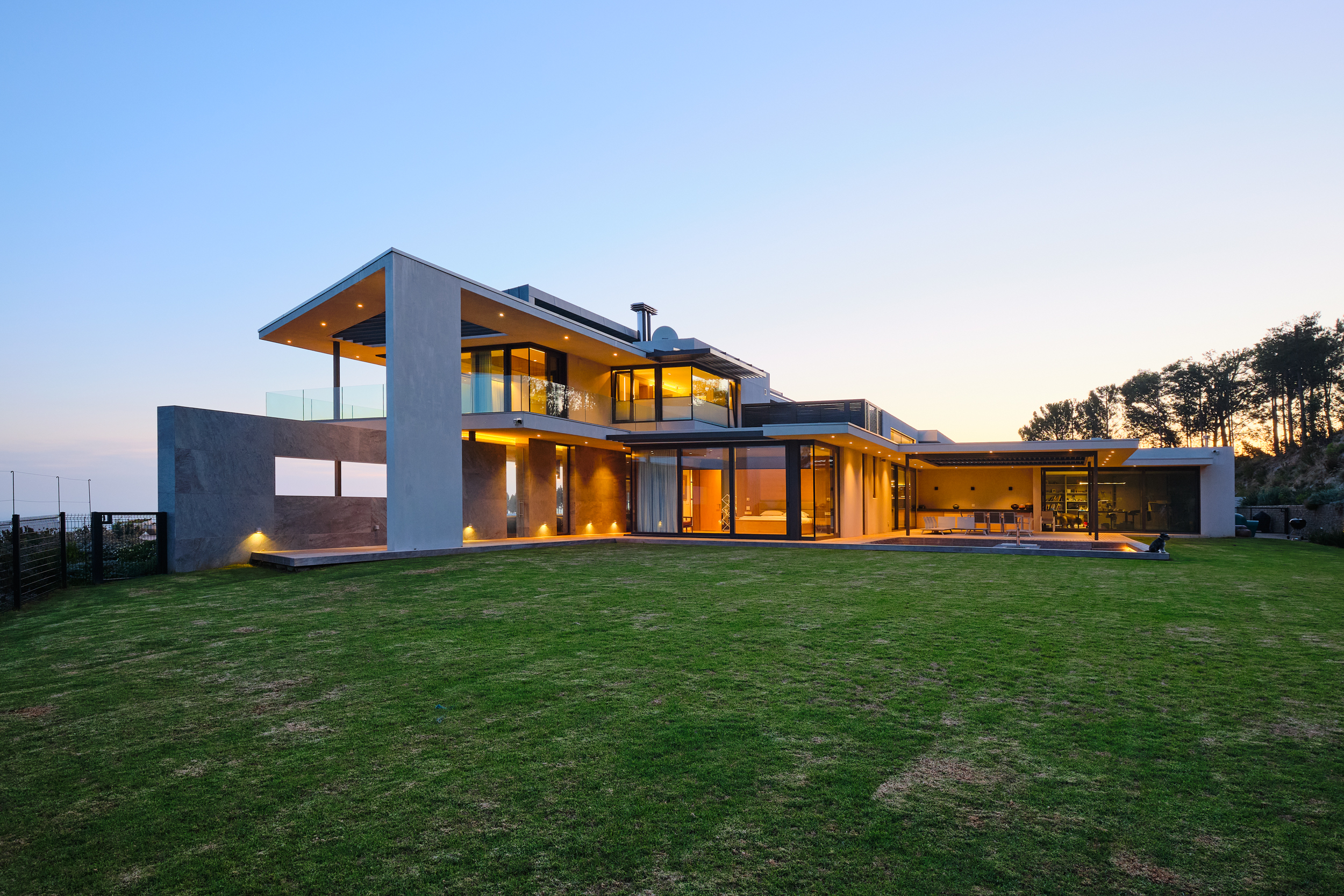 House Silverboomkloof — Twilight